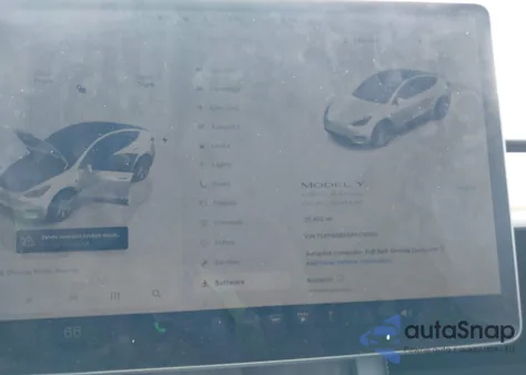 2023 Tesla Model Y Awd/Long Range Dual Motor All-Wheel Drive z USA, uszkodzony, nr VIN 7SAYGDEE5PA126165